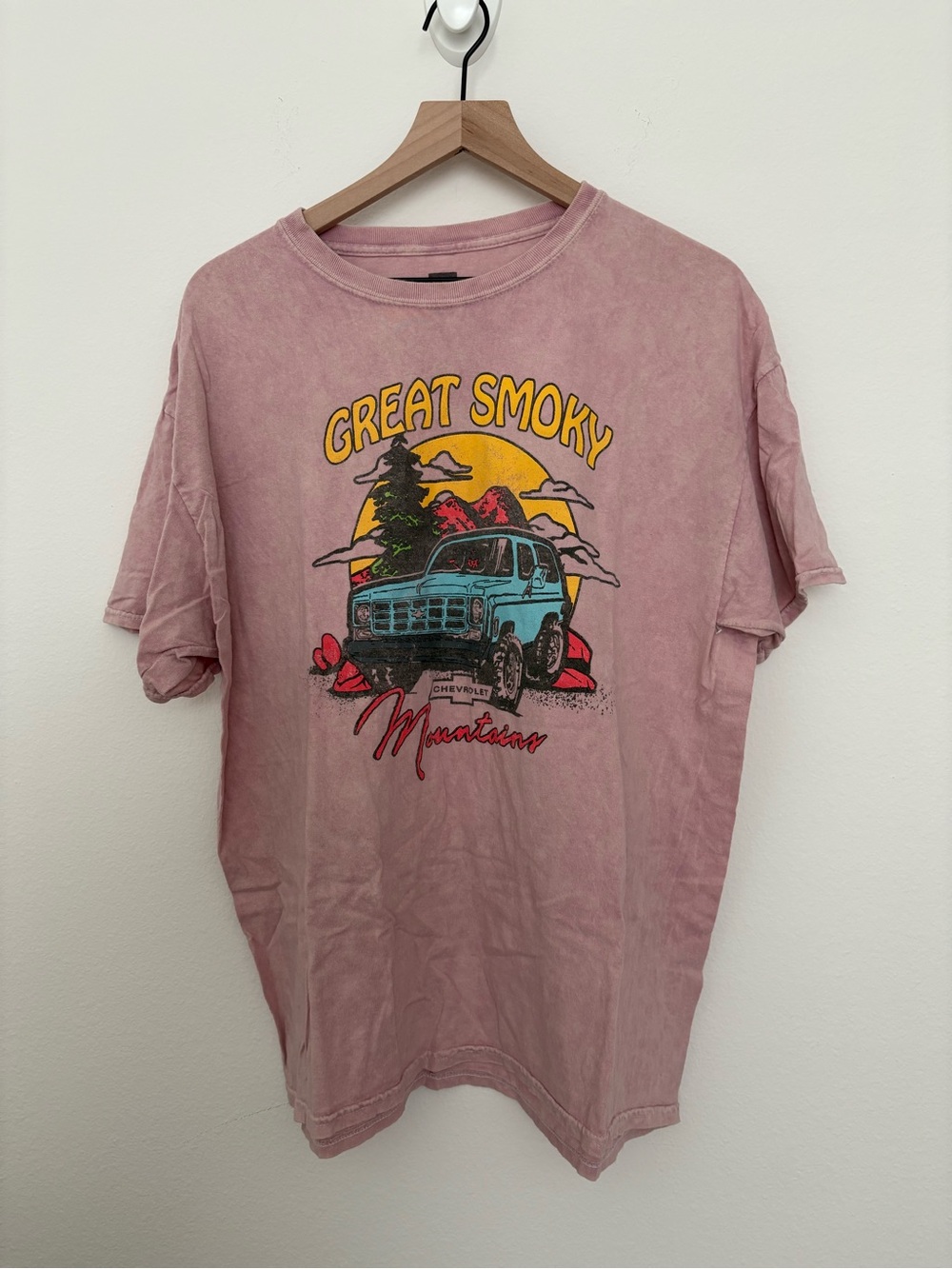 Great Smoky Mountains Pink Graphic Tee
